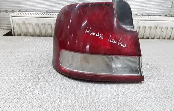 Hyundai Lantra I Rear/tail lights 2357NA