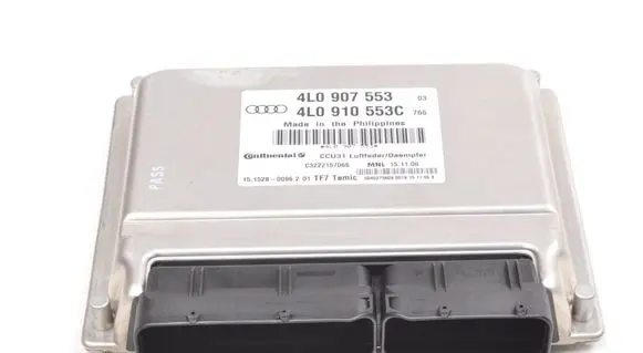 Audi Q7 4L Air suspension control unit module (rear) 4L0907553
