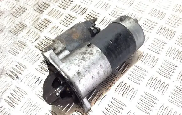 Opel Insignia A Starter motor