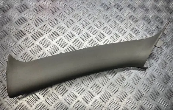 Chrysler 300 - 300C (A) pillar trim 0UM03BDXAE 420JNJ1AMM6