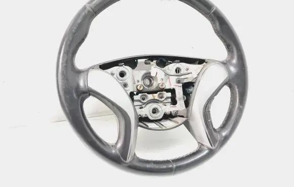 Hyundai i30 Steering wheel 130520093101
