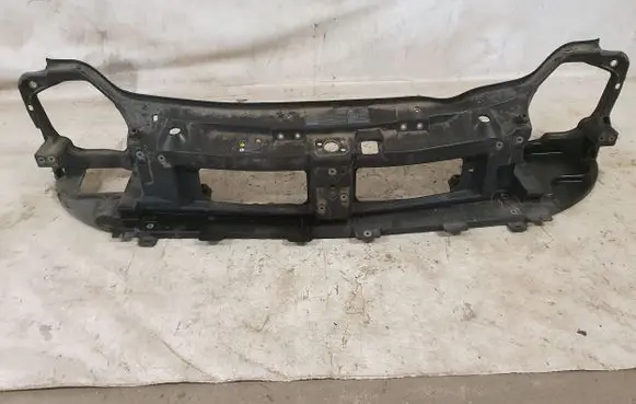 Opel Vivaro Radiator support slam panel 8200411923 8200411916 93854278