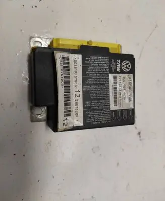 Volkswagen PASSAT B6 Airbag control unit/module 3C0909605M 391125 3807320P
