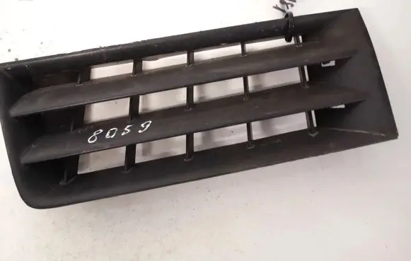Renault Megane II Front bumper lower grill 8200114156
