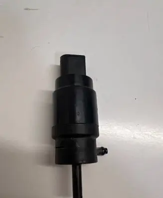 Porsche 911 992 Windscreen/windshield washer pump 1K5955651