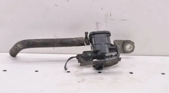 Toyota Avensis T270 Turbo solenoid valve 9091012276