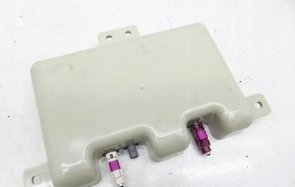 BMW 6 F06 Gran coupe Aerial antenna switch 6943023