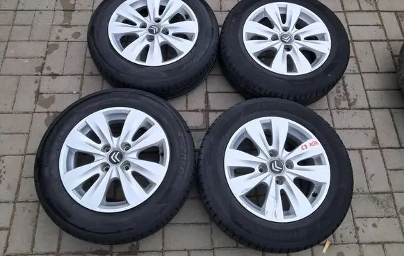 Citroen C3 R15 alloy rim 9685691980