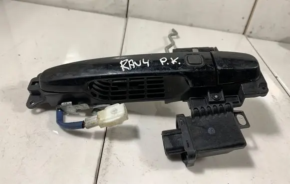 Toyota RAV 4 (XA30) Front door exterior handle 8999130050