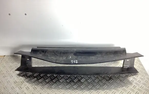 Porsche 911 997 Intercooler air channel guide 99757514107