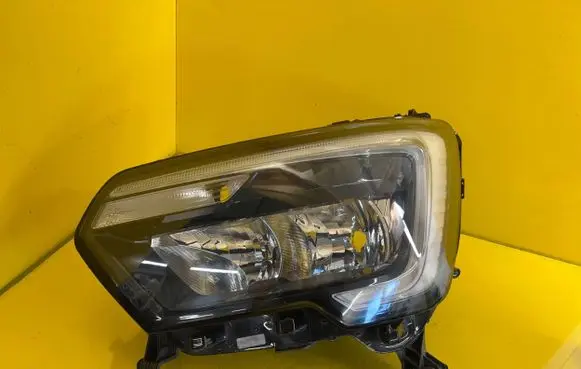 Renault Master I Headlight/headlamp 260607867R