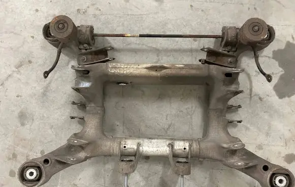 BMW 5 F10 F11 Rear subframe 6798545 190571531