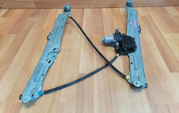 Renault Espace V (RFC) Front door window regulator with motor 807209969R