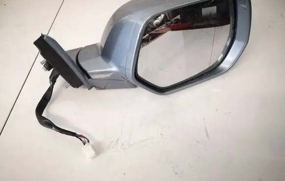 Honda CR-V Front door electric wing mirror E9024386