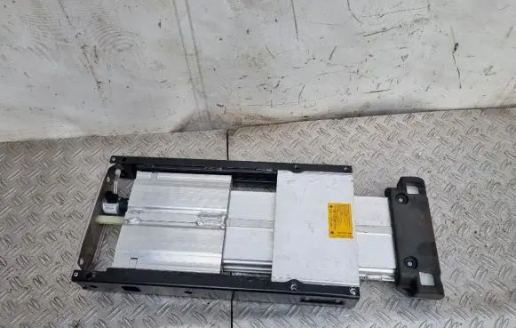 Volkswagen Eos Convertible roof roll over bar 1Q0880077B 20975900