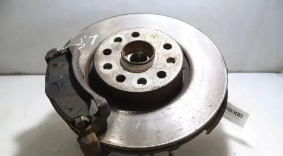 Skoda Superb B8 (3V) Front wheel hub spindle knuckle