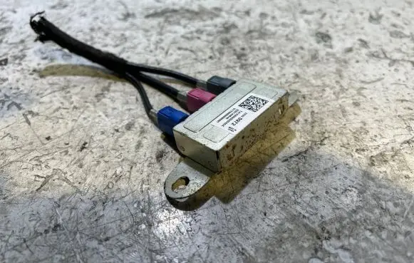 Antenna control unit