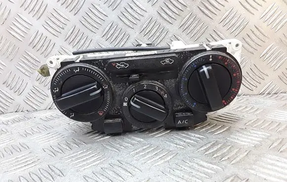 Nissan NV200 Climate control unit T10093267