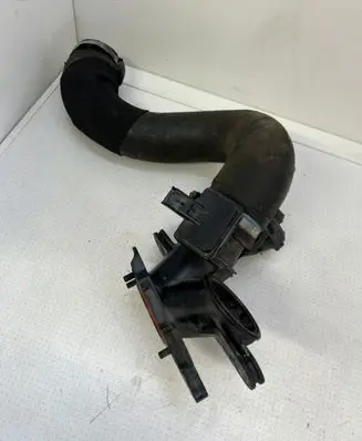 Peugeot 5008 Throttle body valve 9675233680