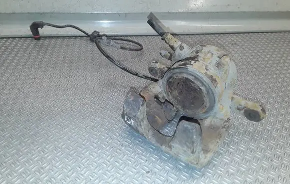 Mercedes-Benz A W169 Front brake caliper 