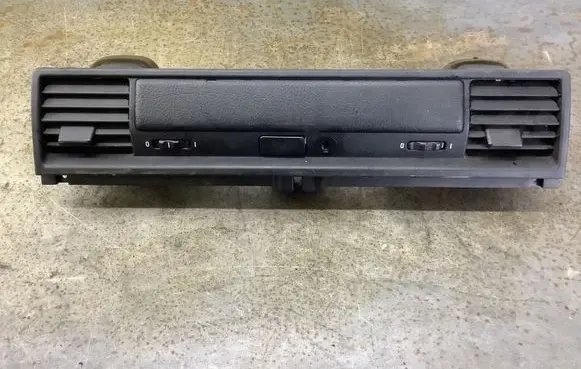BMW 3 E36 Dash center air vent grill 51168162022