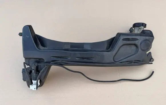 Citroen C4 II Picasso Windshield washer fluid reservoir/tank 9676088180