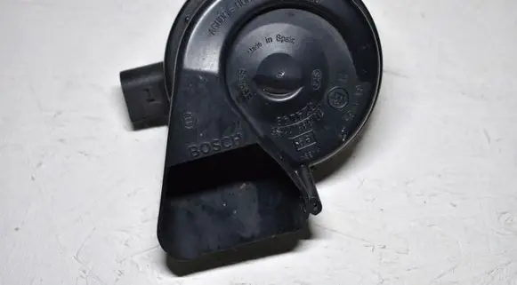 Audi Q7 4L Horn signal 4L0951223A