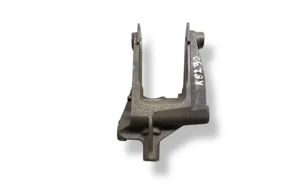 Opel Antara Engine mount bracket 8333 X00765