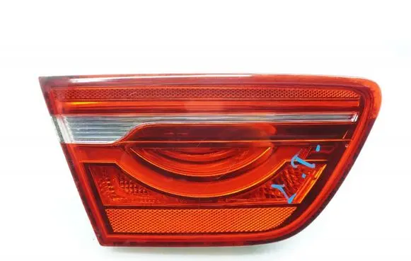 Jaguar XE Rear/tail lights 