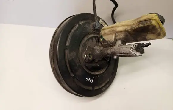 Renault Scenic II - Grand scenic II Brake booster 8200157453