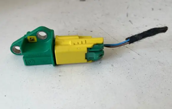 Audi A6 S6 C6 4F Airbag deployment crash/impact sensor 1K0909606C 5WK43544