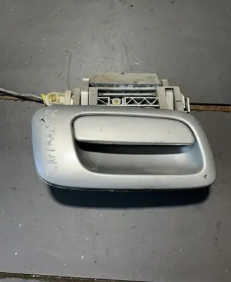 Opel Zafira A Front door exterior handle GM712