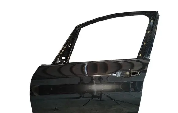 BMW 2 F46 Front door