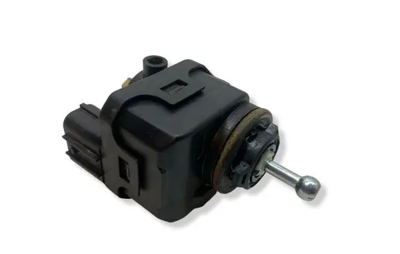 Headlight level adjustment motor
