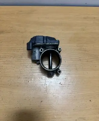 SsangYong Rexton Throttle valve A6711410225 5WY9181A