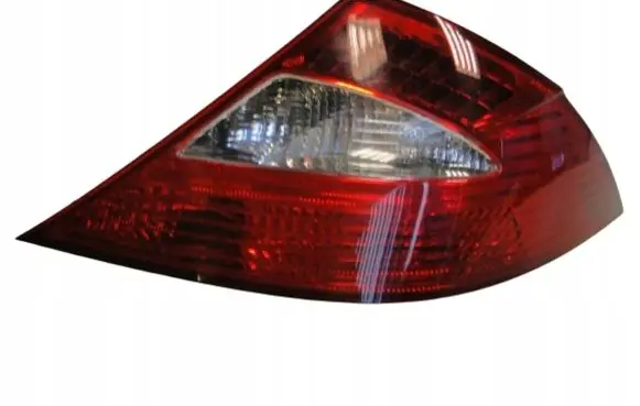Mercedes-Benz CLS C219 Rear/tail lights A2198200264