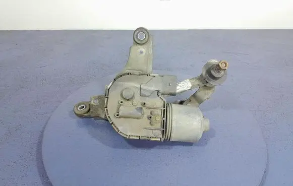 Front wiper linkage and motor