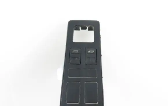 Mercedes-Benz Vito Viano W638 Electric window control switch 0005456813