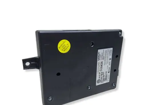 Volkswagen PASSAT B6 Bluetooth control unit module 1K8035730B