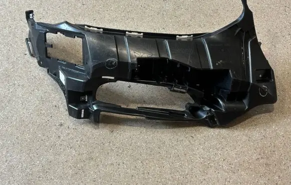BMW X3 G01 Fog light bracket 8064596