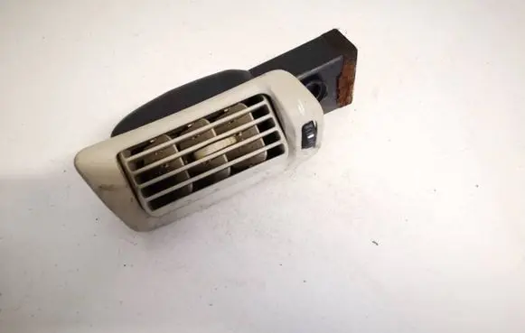 Volvo XC90 Dash center air vent grill 8641318