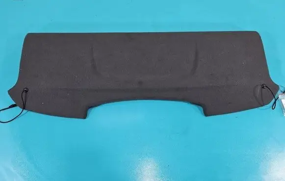 Parcel shelf