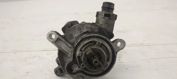 Volvo XC70 Vacuum pump 31219463