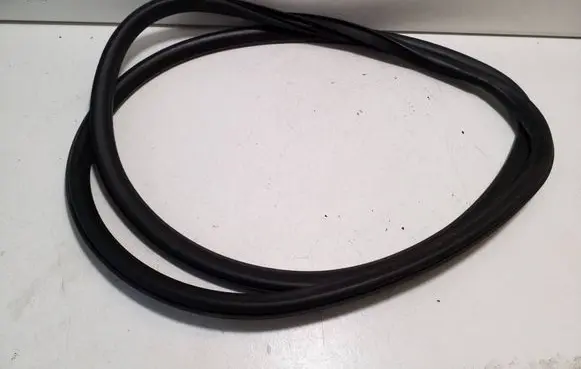 Chevrolet Orlando Front door rubber seal 