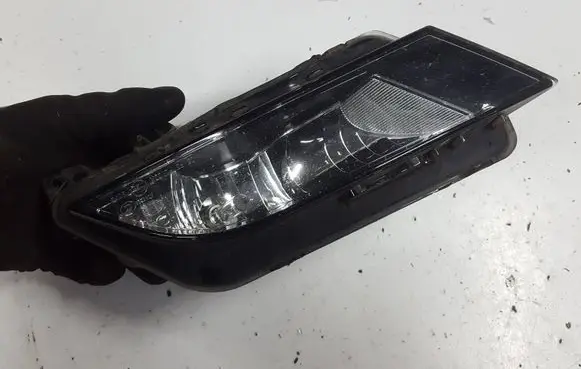 Seat Leon (5F) Front fog light 6J9941701AXAUTOPX 6J9941701A 1NE01107701