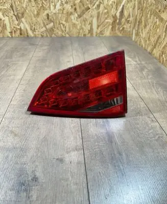 Audi A4 S4 B8 8K Tailgate rear/tail lights 170411