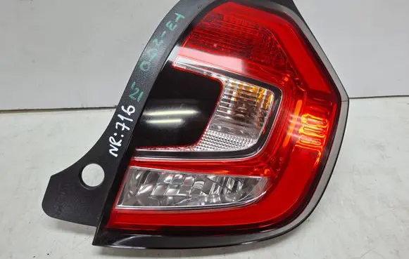 Renault Twingo III Rear/tail lights S2764716 265503121R