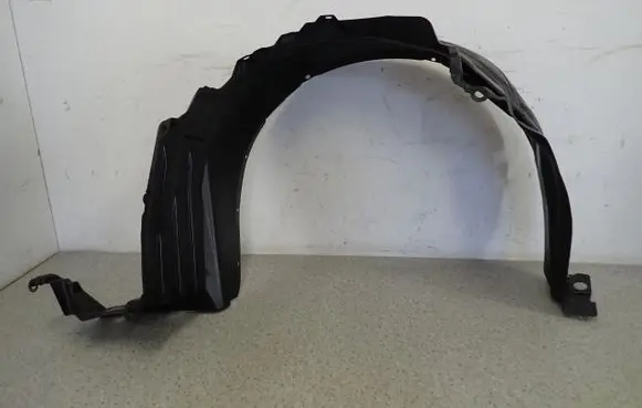 Nissan Primera Front arch 