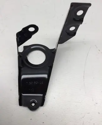 BMW X3 G01 Fender mounting bracket 7397513