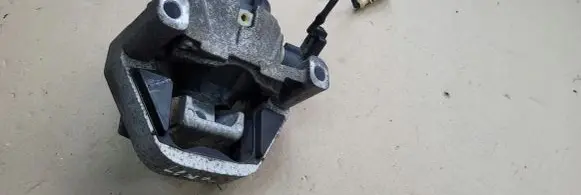 Audi A6 S6 C7 4G Engine mount bracket